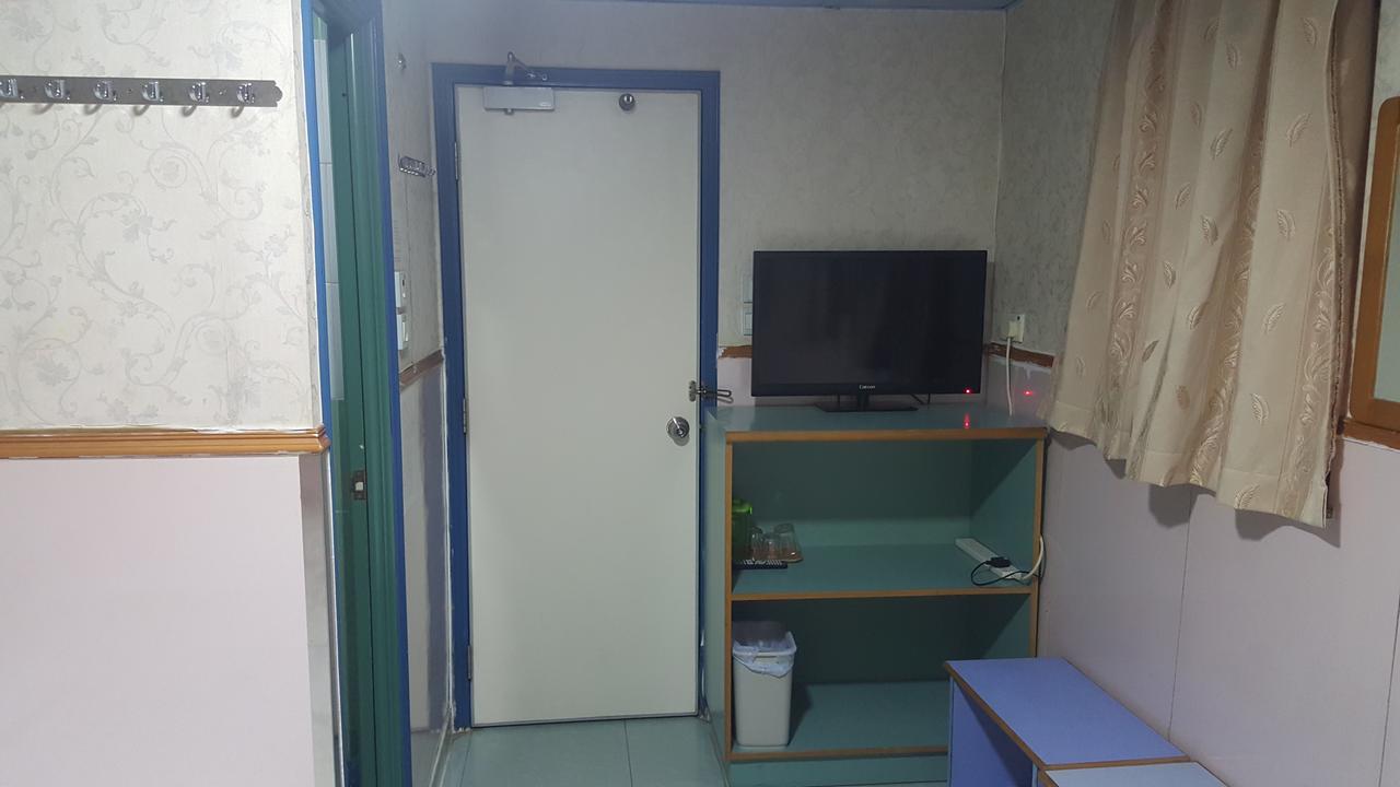 Wing Wah Hostel Kaulung Kültér fotó